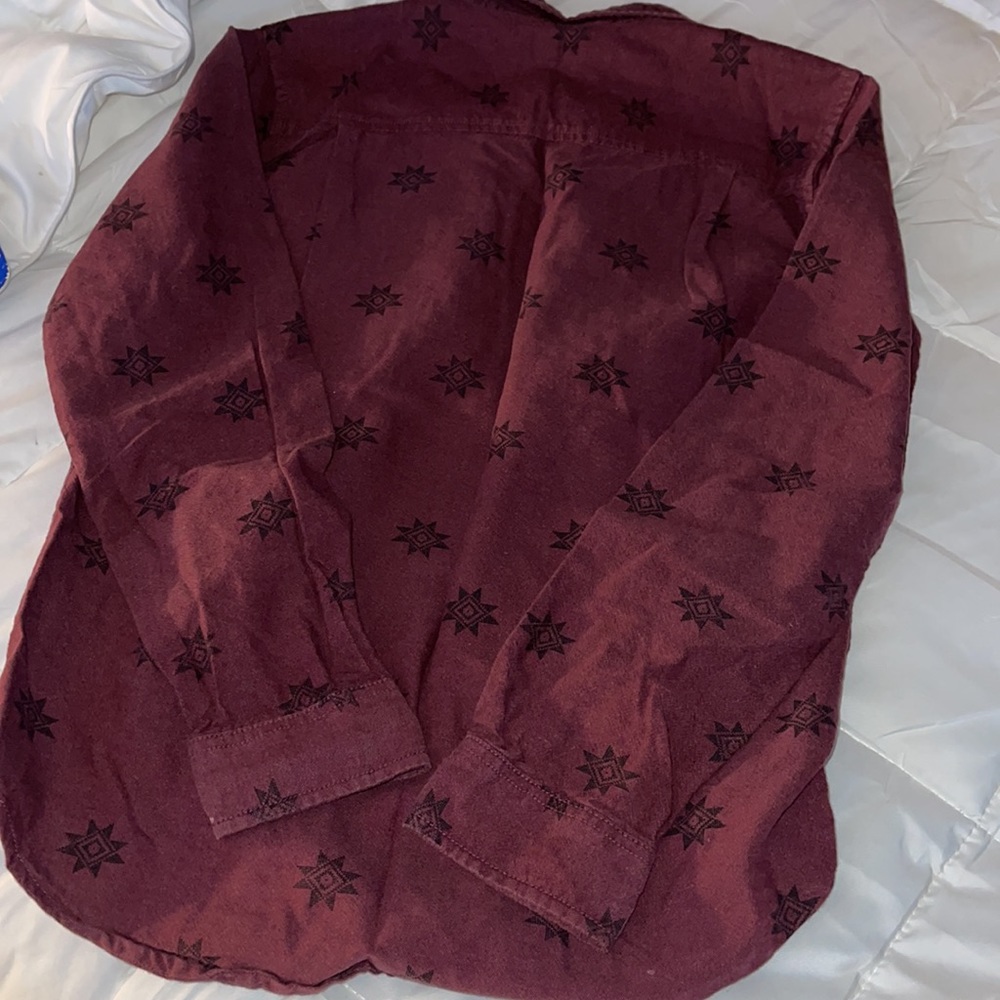 Button down - Picture 3 of 3